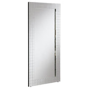 Dominic - Accent Mirror - Mirrored - R&R Furniture Gallery (Fountain Valley, CA)