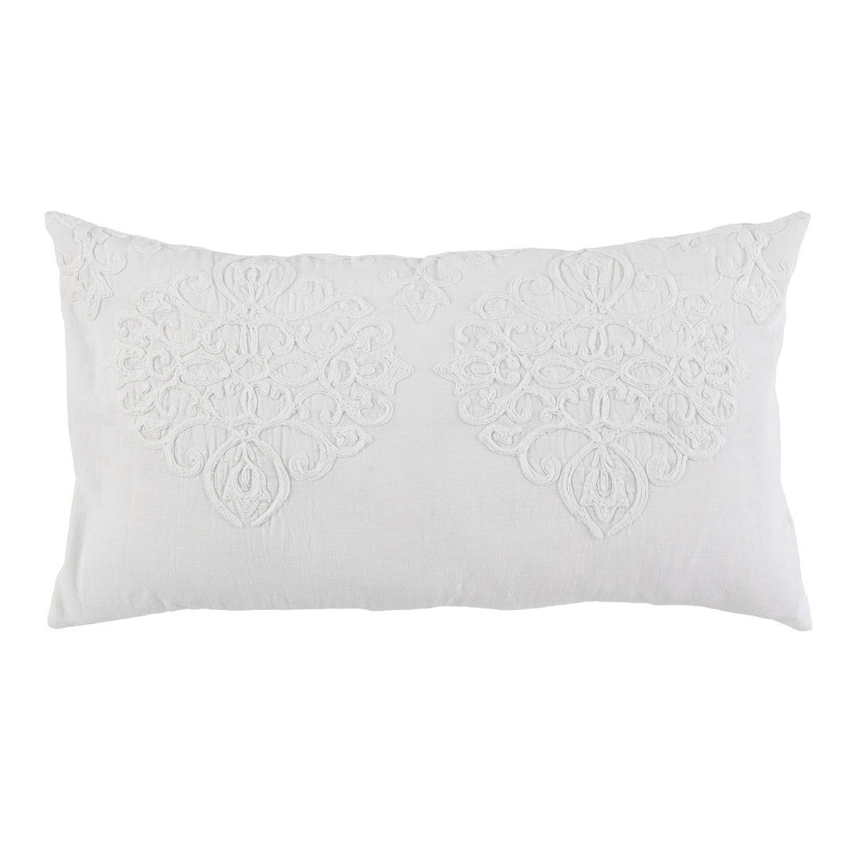 Villa Reagan ivory and white king duvet cover with matching shams