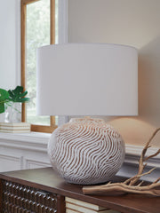 Vien - Terracotta Table Lamp - Distressed White - R&R Furniture Gallery (Fountain Valley, CA)