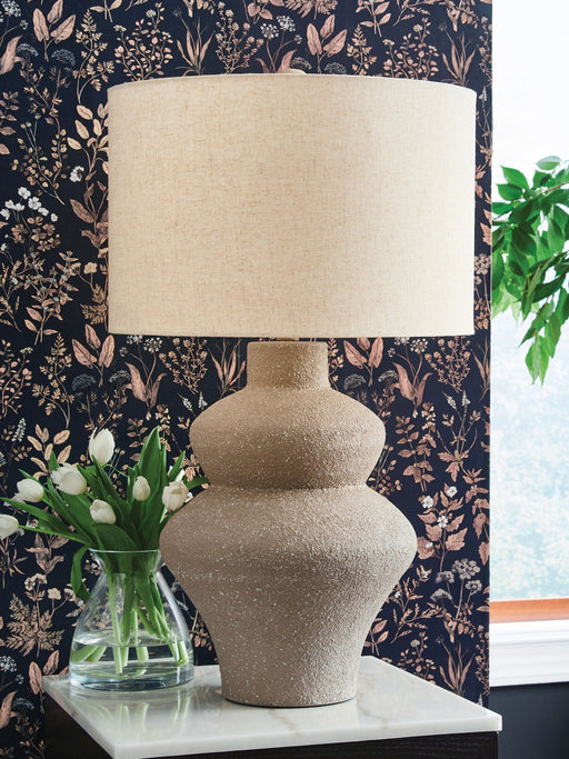 Jossleigh - Metal Table Lamp - Beige - R&R Furniture Gallery (Fountain Valley, CA)