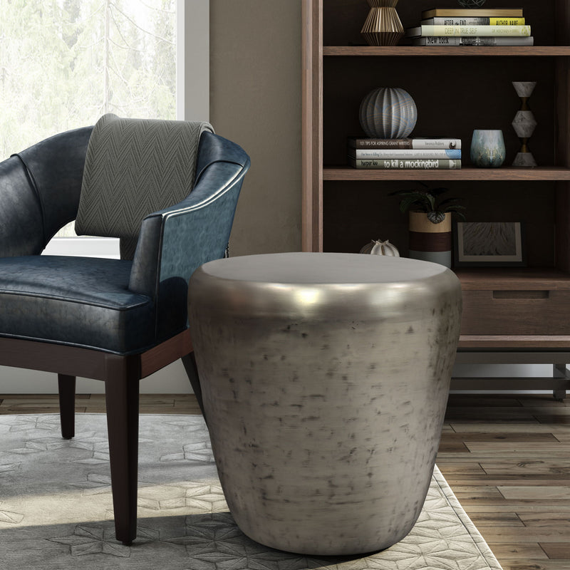 Garvy - Handcrafted Metal Side Table - R&R Furniture Gallery (Fountain Valley, CA)
