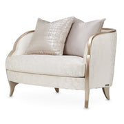 Malibu Crest - Chair And Half - Cloud White / Chardonnay - R&R Furniture Gallery (Fountain Valley, CA)