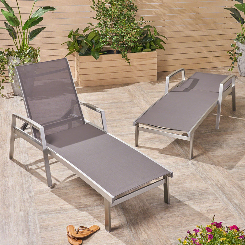 Oxton - Chaise Lounge Stylish Outdoor Seating - R&R Furniture Gallery (Fountain Valley, CA)