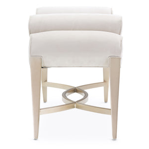 Malibu Crest - Bed Bench - Chardonnay - R&R Furniture Gallery (Fountain Valley, CA)
