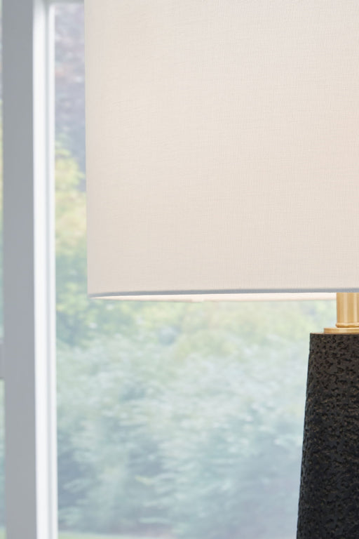Hallburg - Poly Floor Lamp - Black - R&R Furniture Gallery (Fountain Valley, CA)