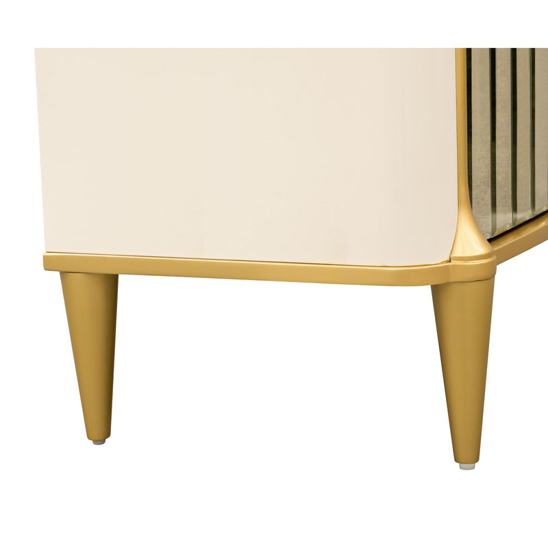 Scotts Square - 5-Drawer Chest - Light Champagne - R&R Furniture Gallery (Fountain Valley, CA)