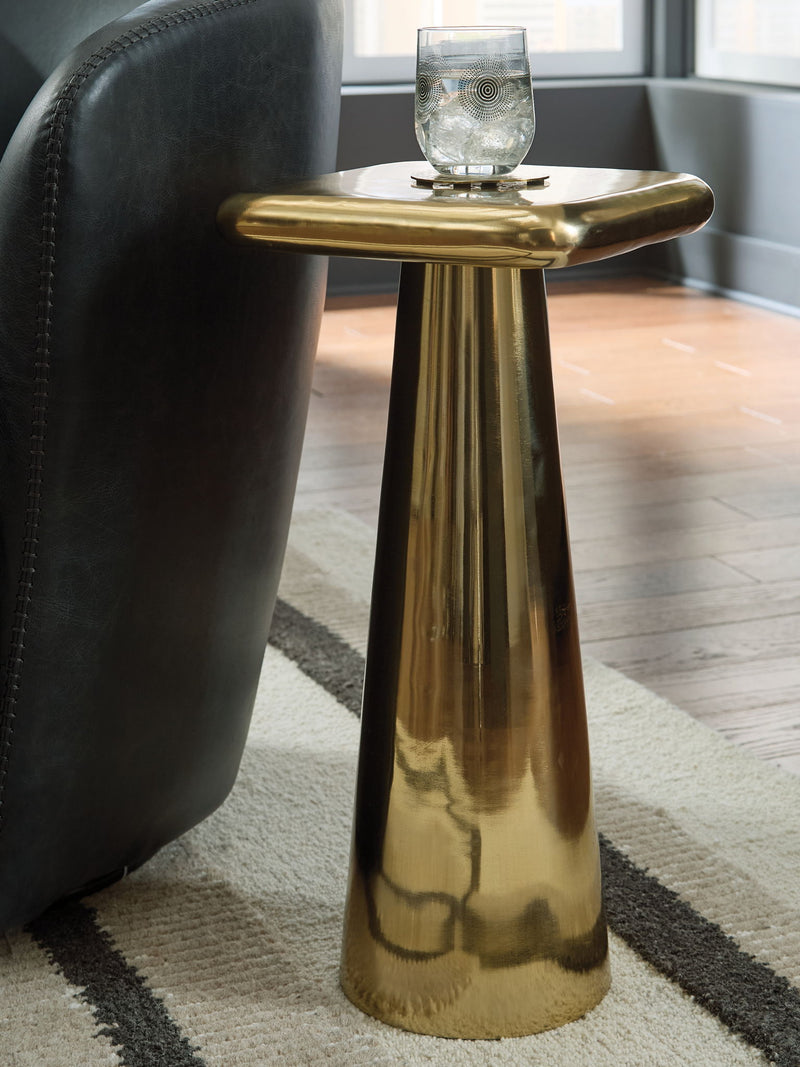 Dallenburg - Accent Table - Gold Finish - R&R Furniture Gallery (Fountain Valley, CA)