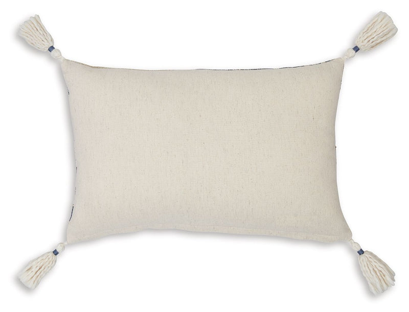 Winbury - Pillow - R&R Furniture Gallery (Fountain Valley, CA)