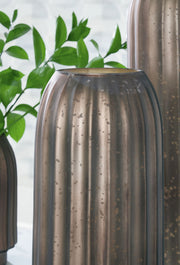 Briarcott - Vase - R&R Furniture Gallery (Fountain Valley, CA)