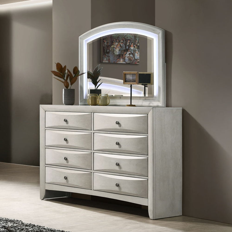 Ramondi - Dresser - Antique White - R&R Furniture Gallery (Fountain Valley, CA)