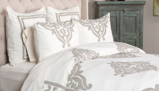 Patrina - Duvet Set - R&R Furniture Gallery (Fountain Valley, CA)