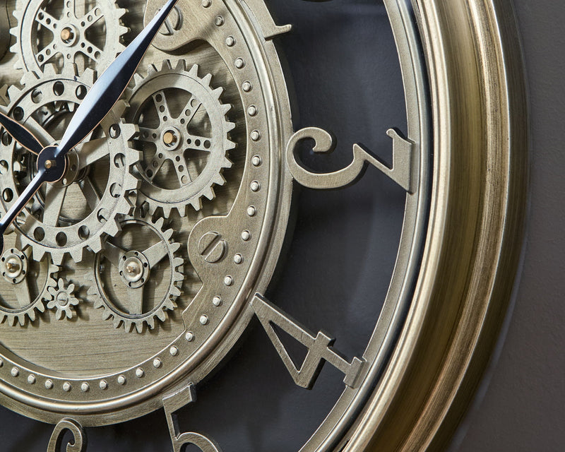 Gilover - Wall Clock - Champagne Finish - R&R Furniture Gallery (Fountain Valley, CA)