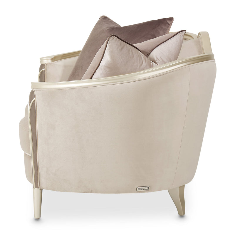 Villa Cherie - Loveseat - R&R Furniture Gallery (Fountain Valley, CA)