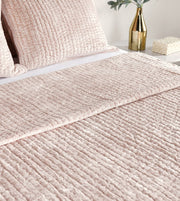 Bari - Velvet Quilt Set - R&R Furniture Gallery (Fountain Valley, CA)