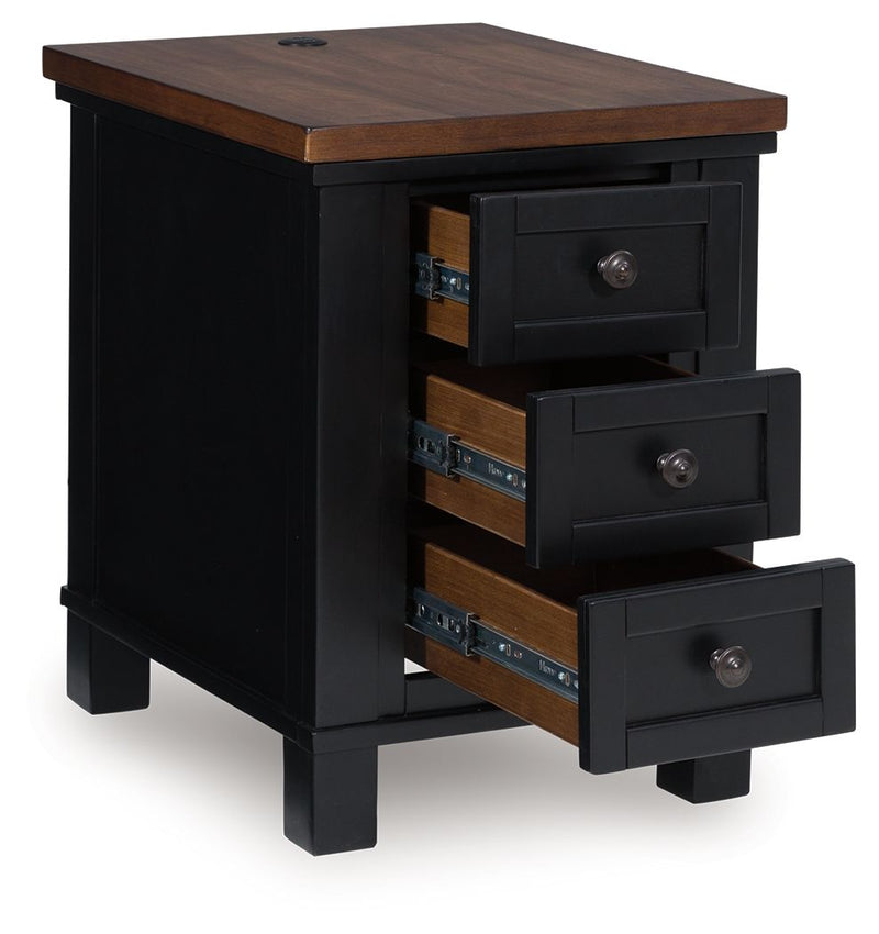 Wildenauer - Chair Side End Table - Brown / Black - R&R Furniture Gallery (Fountain Valley, CA)