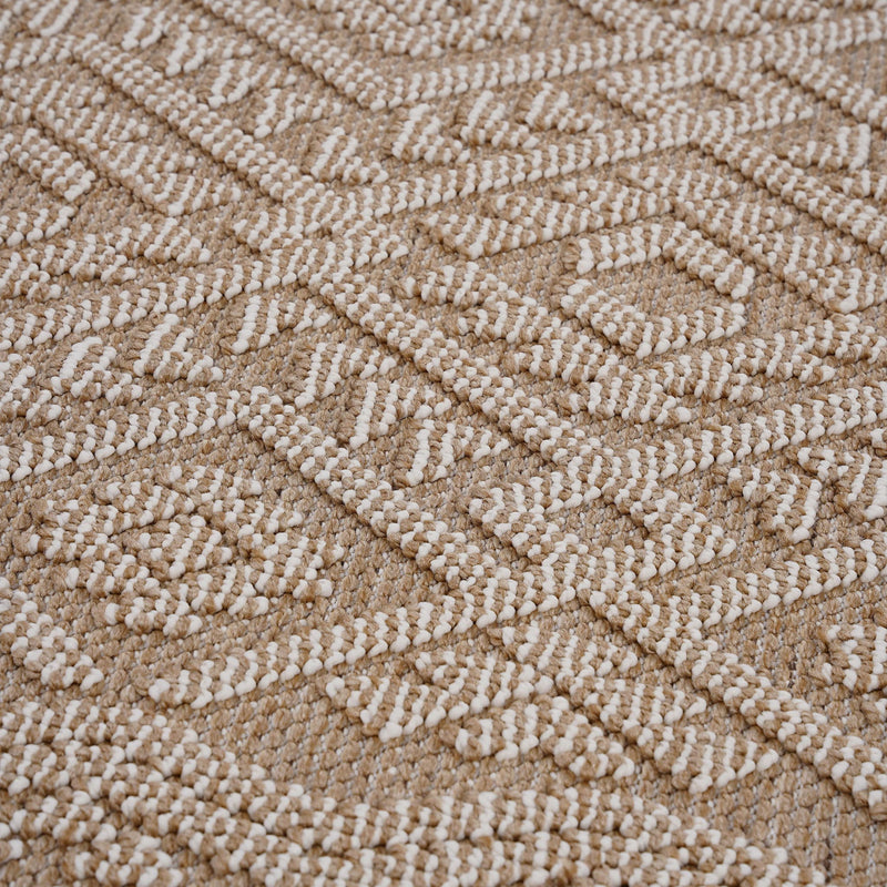 Guros - Trendy Traditional Indoor / Outdoor Rug - R&R Furniture Gallery (Fountain Valley, CA)