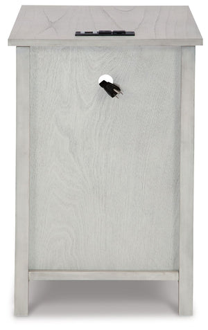 Treytown - Chair Side End Table - R&R Furniture Gallery (Fountain Valley, CA)