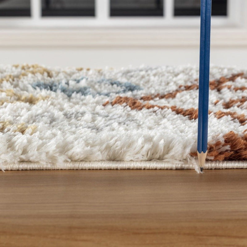 Loft Shag - 5' 3" X 7' Shaggy Area Rug Polypropylene - Ivory - R&R Furniture Gallery (Fountain Valley, CA)
