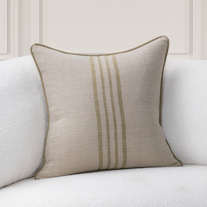 TD Newport - Pillow - R&R Furniture Gallery (Fountain Valley, CA)