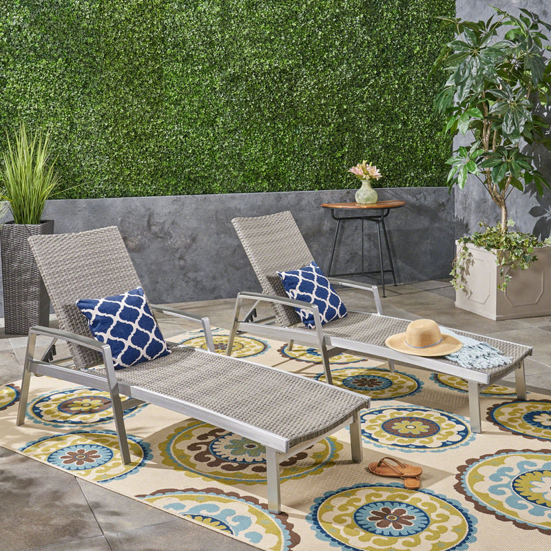 Oaxton - Chaise Lounge - R&R Furniture Gallery (Fountain Valley, CA)