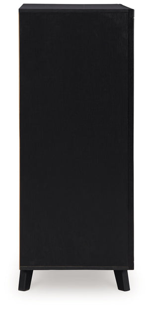 Danziar - Five Drawer Wide Chest - Black - R&R Furniture Gallery (Fountain Valley, CA)