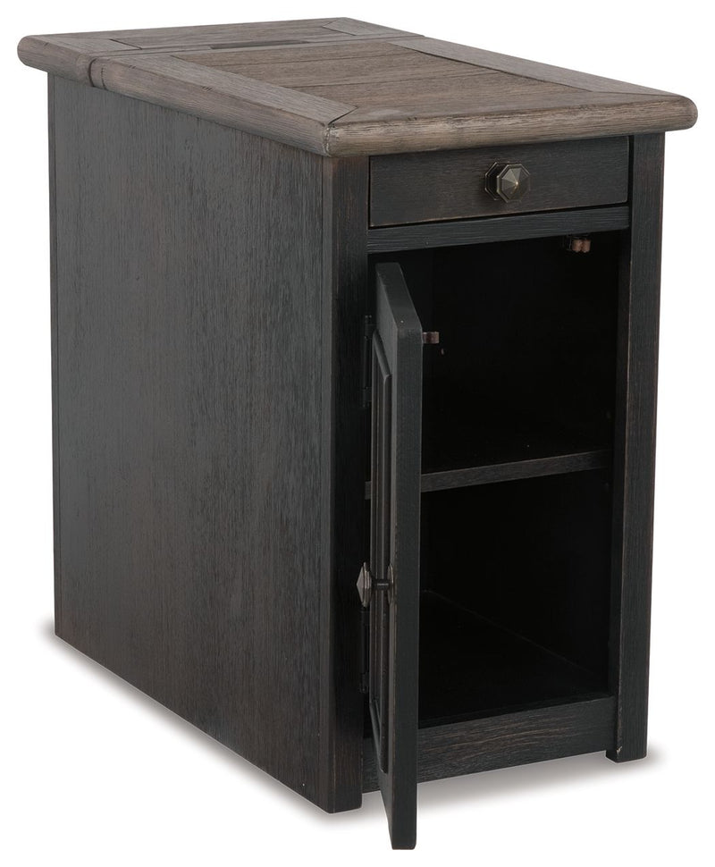 Tyler Creek - Chair Side End Table - Grayish Brown / Black - R&R Furniture Gallery (Fountain Valley, CA)