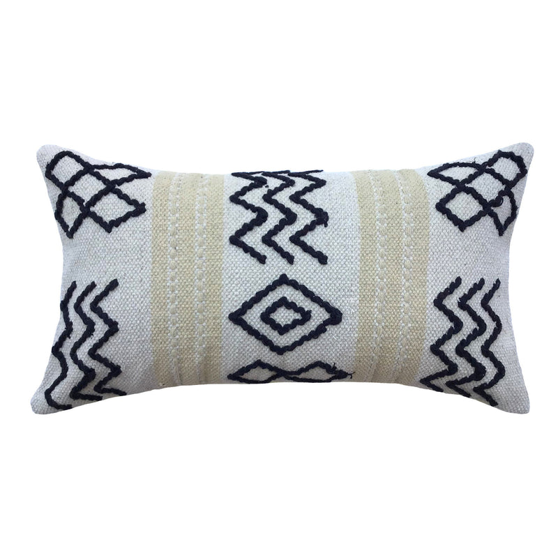 Kaarlo - Pillow - Natural And Black