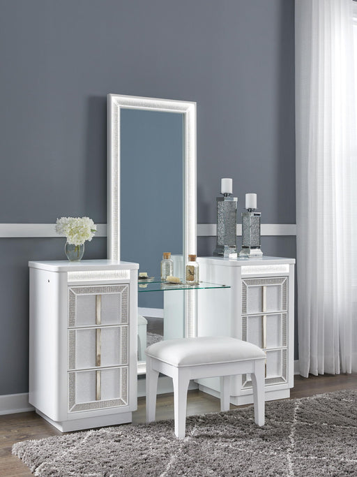 White vanity set with mirror from Signature Design by Ashley, featuring a sleek design and spacious tabletop for beauty routines.