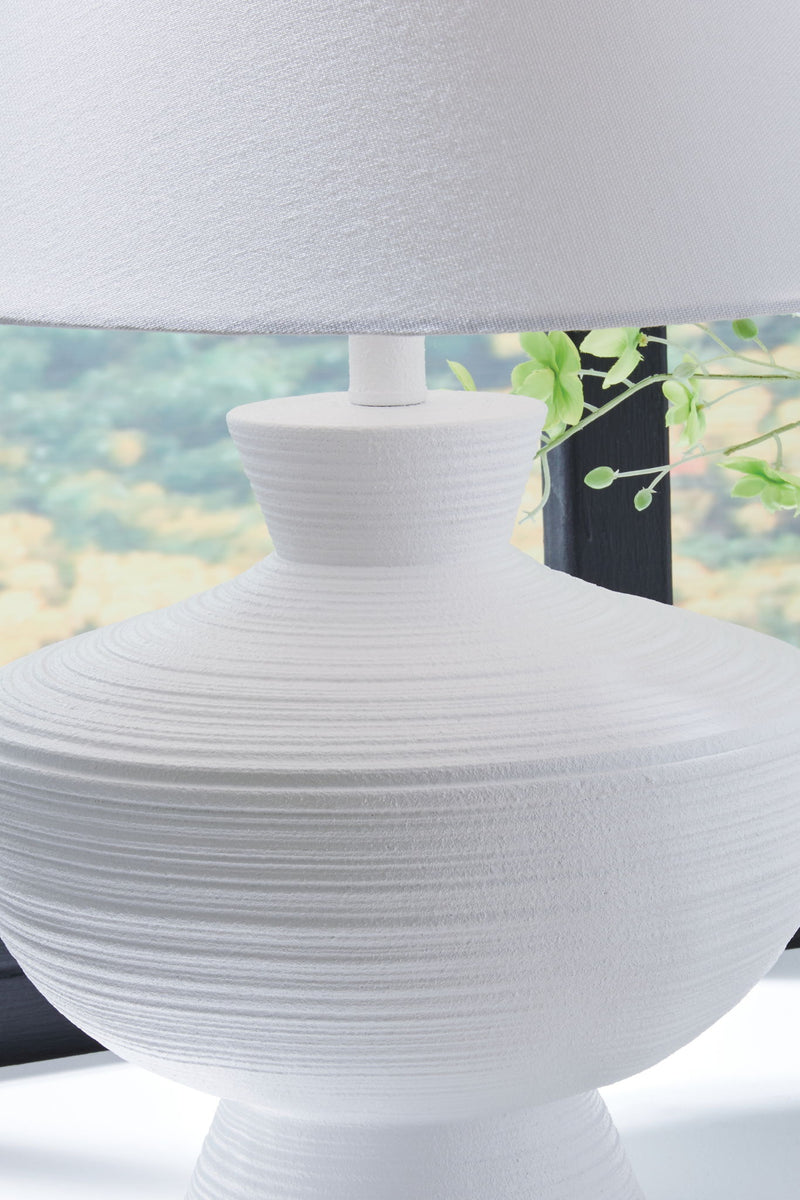 Harelwood - Poly Table Lamp - White - R&R Furniture Gallery (Fountain Valley, CA)
