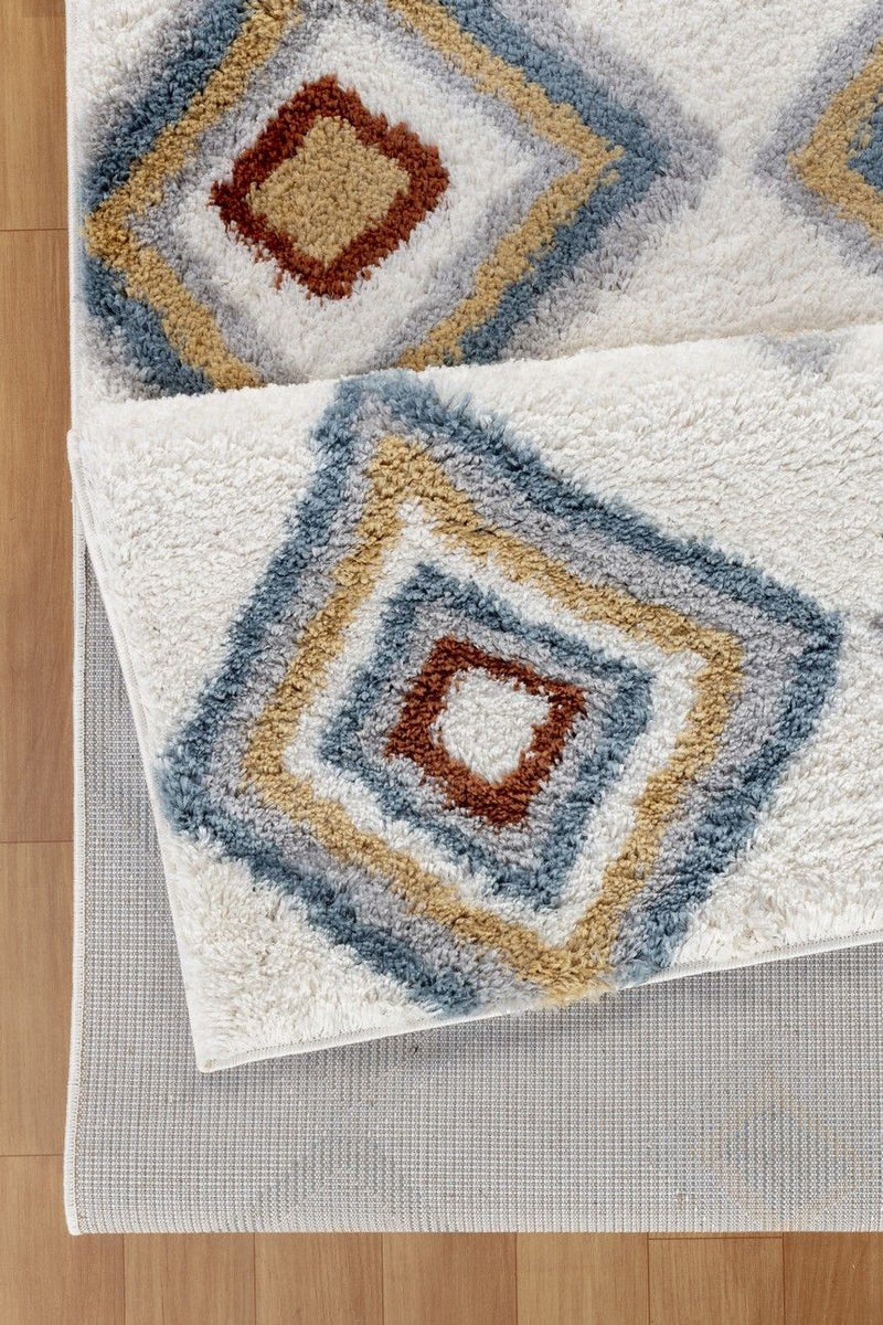 Loft Shag - 5' 3" X 7' Shaggy Area Rug - Ivory - Polypropylene - R&R Furniture Gallery (Fountain Valley, CA)