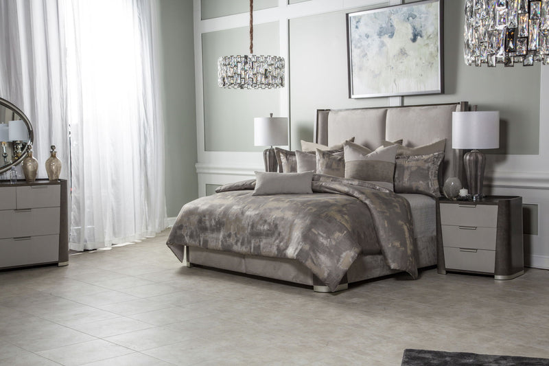 Aubrey - Comforter Set - R&R Furniture Gallery (Fountain Valley, CA)