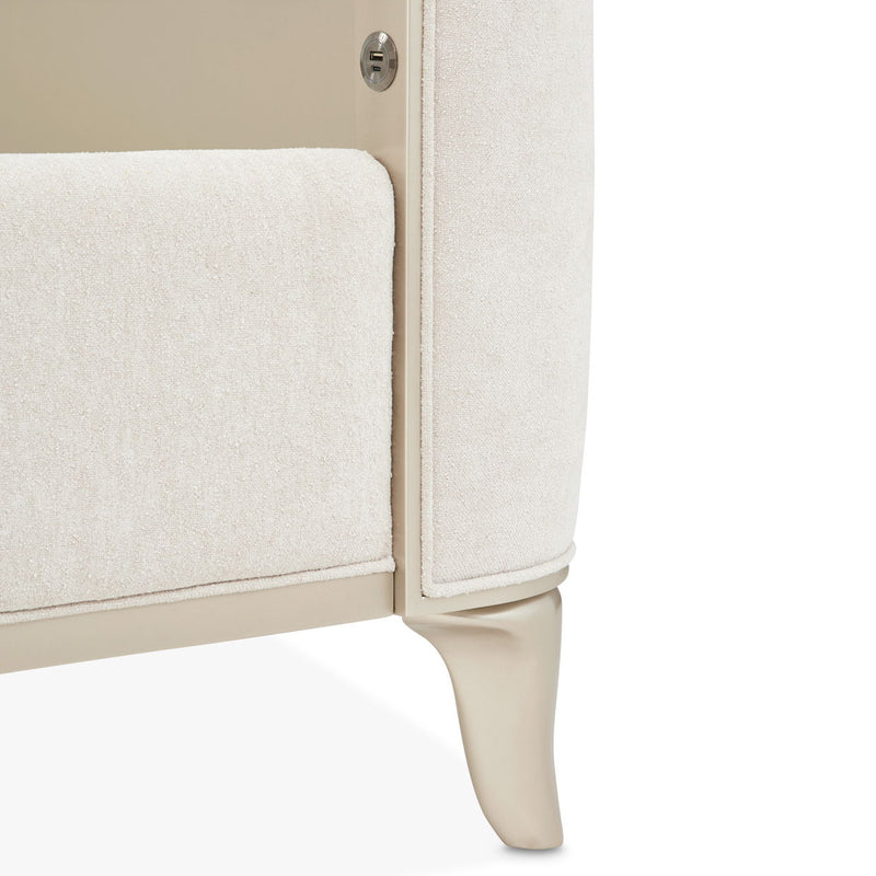 La Marisia - Upholstered Bed - R&R Furniture Gallery (Fountain Valley, CA)