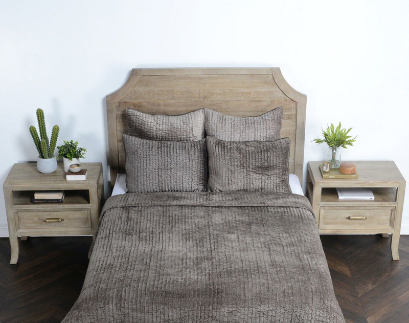 Bari - Velvet Sham - R&R Furniture Gallery (Fountain Valley, CA)