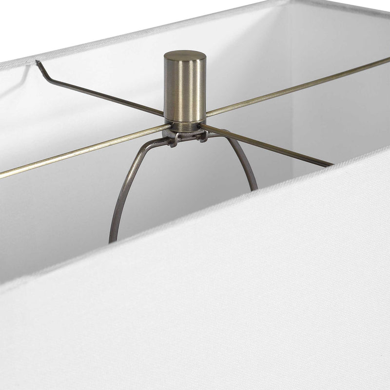 Altaria - Table Lamp - Black