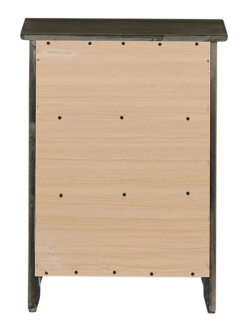 Dove Tailed Drawers 3 Drawer Nightstand