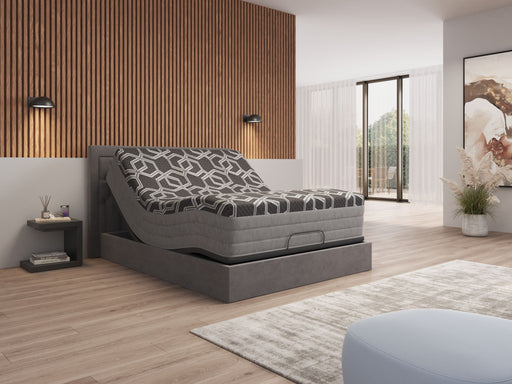 14-inch MD Mattress hybrid mattress with smooth top foam and ultra plush surface, showcasing its comfortable sleeping surface.