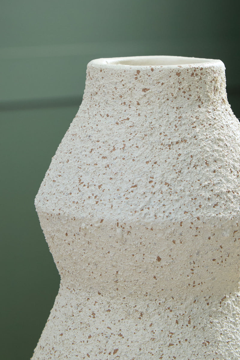 Dawthorne - Vase - R&R Furniture Gallery (Fountain Valley, CA)