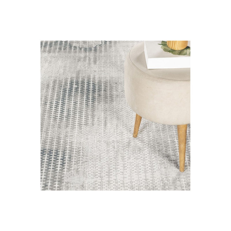 Geometrix - 5'3" X 7'3" Area Rug, Geometric 3D Effect - Ivory / Gray - R&R Furniture Gallery (Fountain Valley, CA)