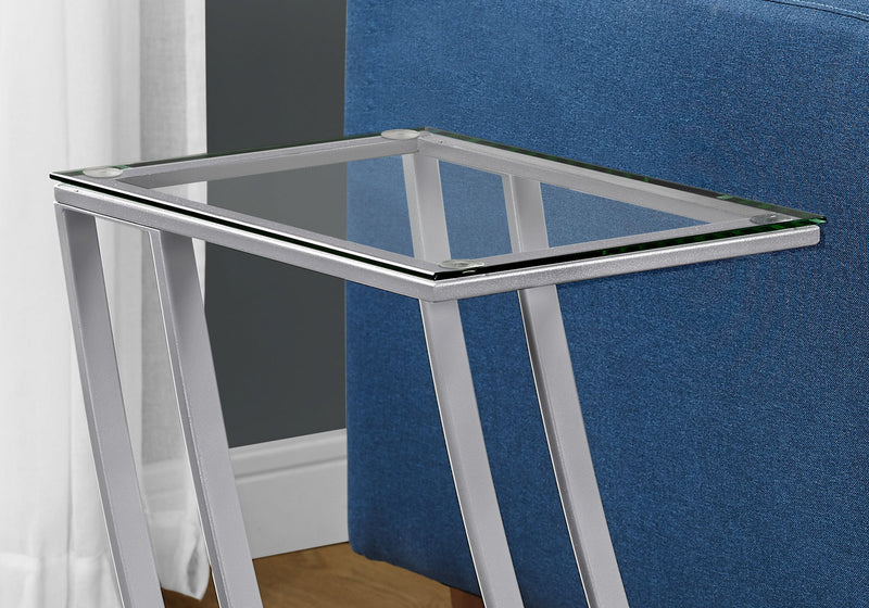 Accent Table, C - Shaped, Sturdy Construction, Contemporary & Modern - R&R Furniture Gallery (Fountain Valley, CA)