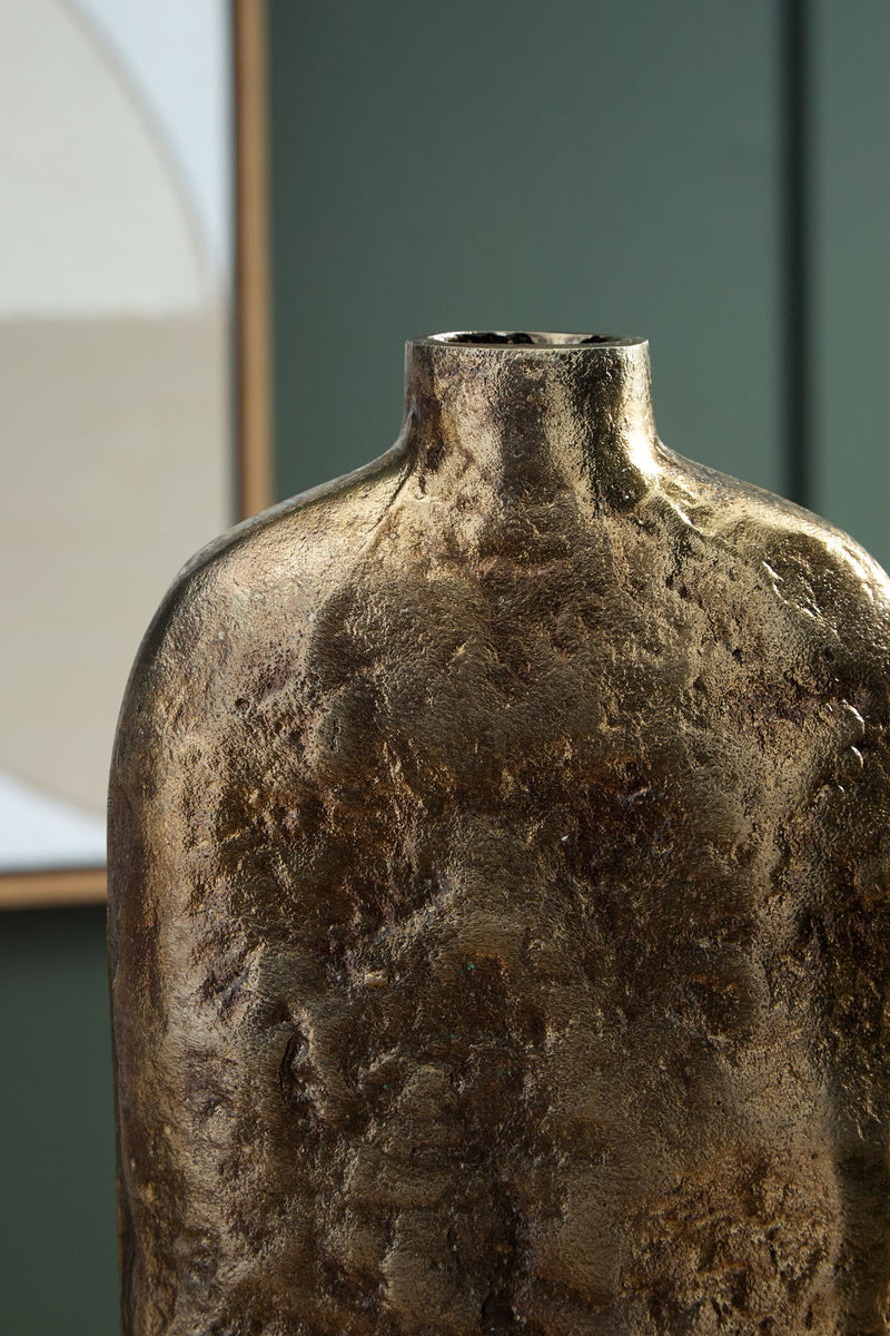 Wallmond - Vase - R&R Furniture Gallery (Fountain Valley, CA)