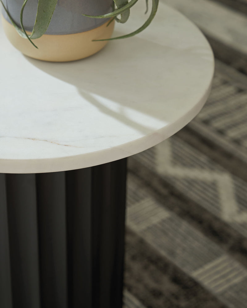 Wainstone - Accent Table - Black / White - R&R Furniture Gallery (Fountain Valley, CA)