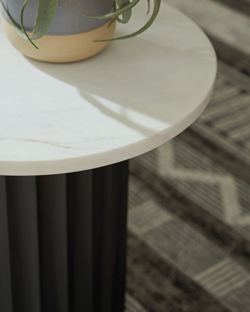 Wainstone - Accent Table - Black / White - R&R Furniture Gallery (Fountain Valley, CA)