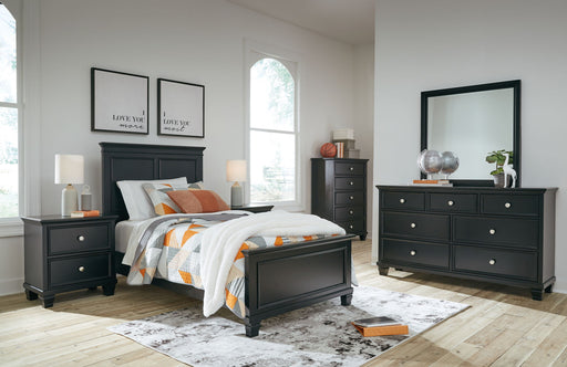 Signature Design by Ashley Lanolee 6-piece panel bedroom set with bed, dresser, and nightstands in a modern bedroom layout.