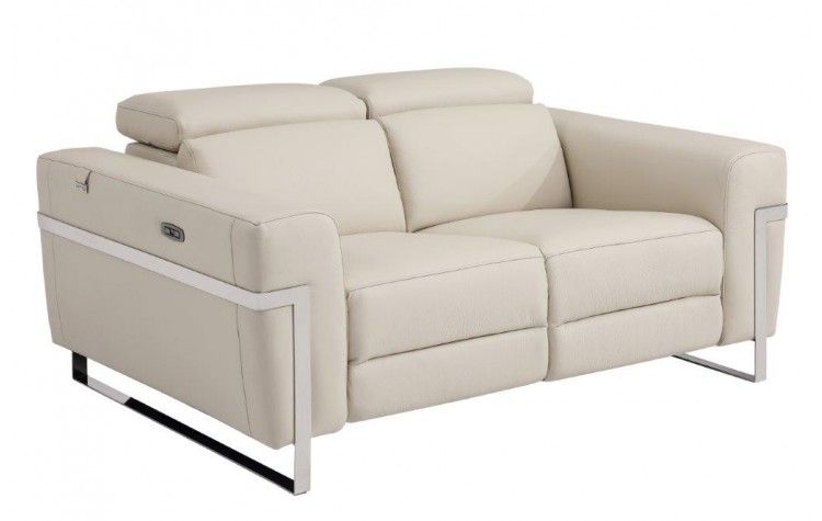 990 - Power Reclining Loveseat With Power Headrest - R&R Furniture Gallery (Fountain Valley, CA)
