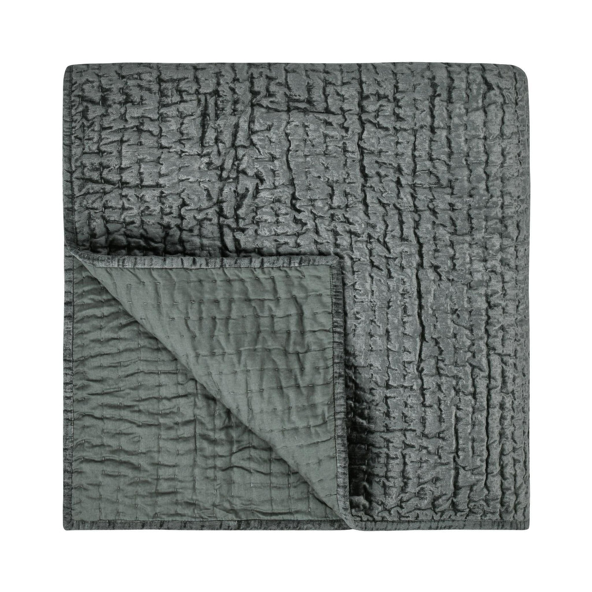 Bari - Velvet Quilt Collection