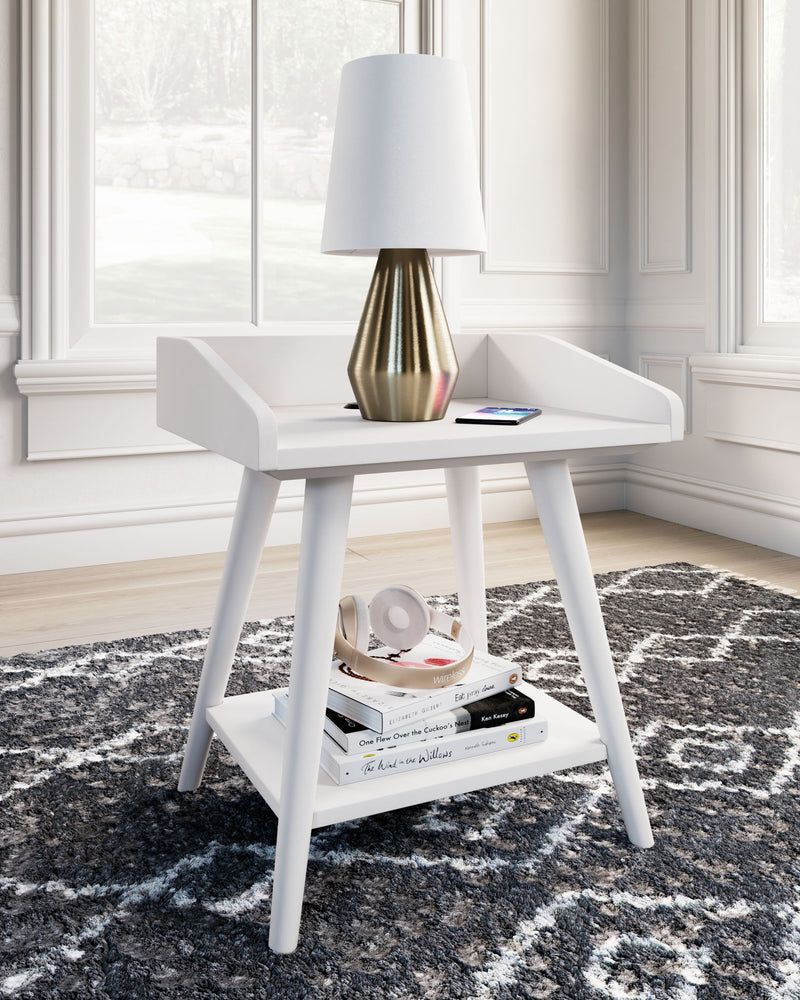 Blariden - Accent Table - White - R&R Furniture Gallery (Fountain Valley, CA)