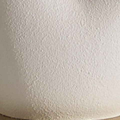 Judrich - Poly Table Lamp - White / Gold Finish - R&R Furniture Gallery (Fountain Valley, CA)