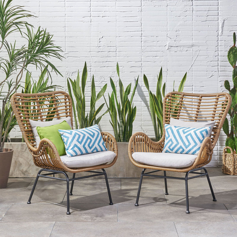 Modern Aesthetic Outdoor Rattan Accent Chair With Metal Legs - R&R Furniture Gallery (Fountain Valley, CA)