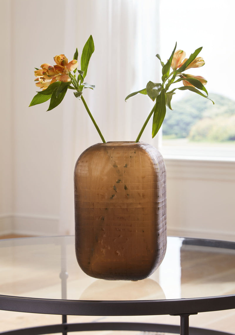 Capard - Vase - R&R Furniture Gallery (Fountain Valley, CA)