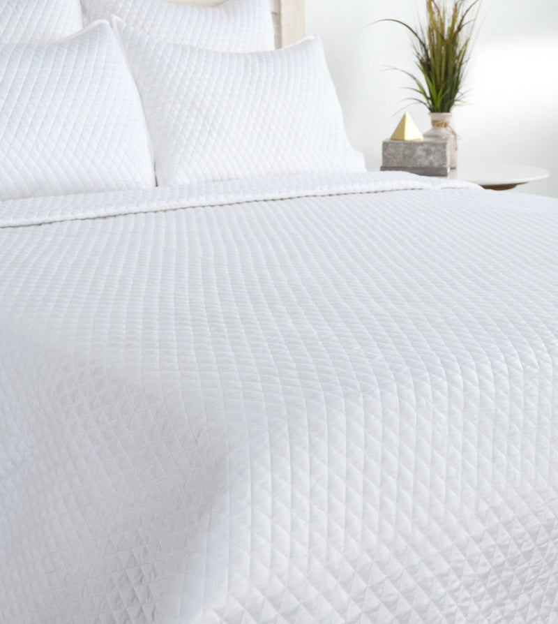 Diamond - Quilt Set - R&R Furniture Gallery (Fountain Valley, CA)